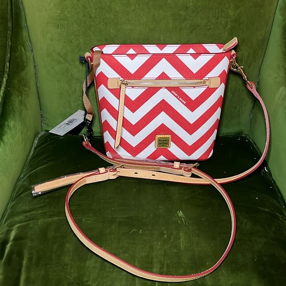 Dooney & Bourke Handbags - NWT Dooney & Bourke Chevron Crossbody Bag